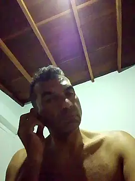 Snapshot of Daddy1972 chatting on March 14, 2026, 10:27 pm Daddy1972 online show from March 14, 2026, 10:27 pm