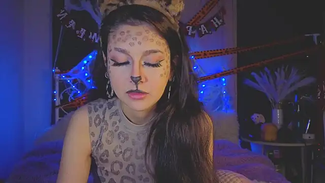 Snapshot of Funny_Bunny chatting on November 2, 2025, 1:21 am Funny Bunny online show from November 2, 2025, 1:21 am