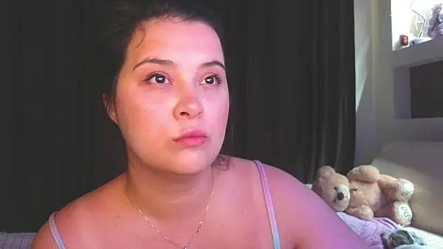 Snapshot of Malika_uAngel chatting on July 14, 2026, 2:05 am Malika uAngel online show from July 14, 2026, 2:05 am