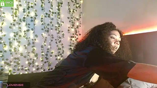 LotusFemme22 online show from February 22, 2026, 4:37 am