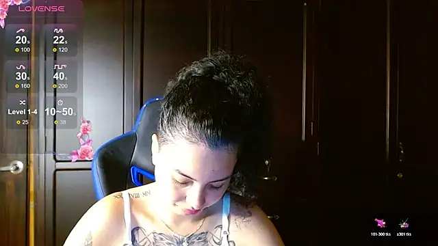 jaydensalvatore  online show from November 24, 2025, 10:10 pm