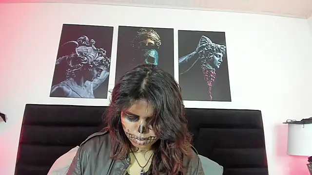 SabinaMerchetti online show from October 8, 2025, 1:40 am