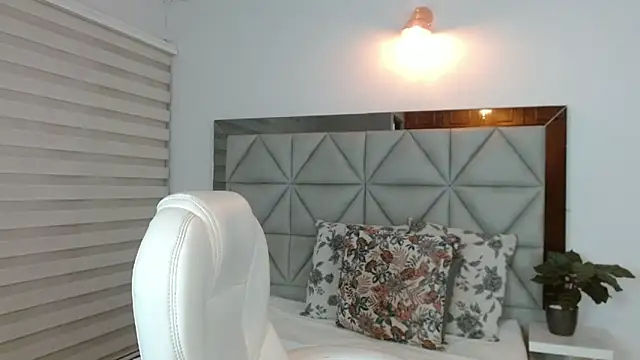 Snapshot of nana_levy chatting on March 4, 2025, 4:06 am nana levy online show from March 4, 2025, 4:06 am