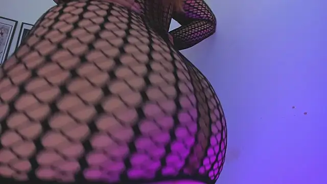 Snapshot of sofihill01 chatting on September 26, 2025, 5:42 pm sofihill01 online show from September 26, 2025, 5:42 pm