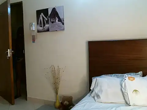 Snapshot of pay_tience chatting on November 23, 2025, 5:06 am pay tience online show from November 23, 2025, 5:06 am