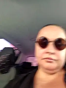 GeorgiaLerox online show from June 21, 2026, 11:27 am