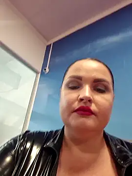 GeorgiaLerox online show from June 9, 2026, 1:01 pm