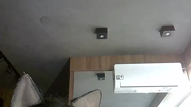 Snapshot of Skinny-Kitten chatting on November 13, 2025, 2:32 pm Skinny-Kitten online show from November 13, 2025, 2:32 pm