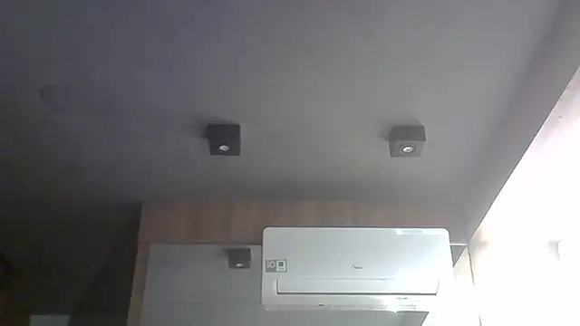 Snapshot of Skinny-Kitten chatting on November 20, 2025, 2:01 am Skinny-Kitten online show from November 20, 2025, 2:01 am