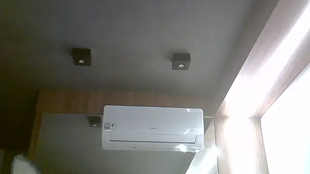 Skinny-Kitten online show from February 21, 2026, 3:52 am