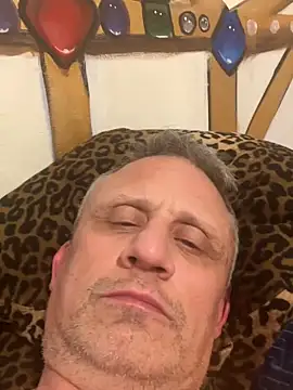 Snapshot of prekumstud chatting on February 3, 2025, 9:30 am prekumstud online show from February 3, 2025, 9:30 am