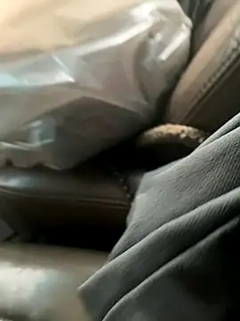 Snapshot of prekumstud chatting on September 15, 2025, 1:44 pm prekumstud online show from September 15, 2025, 1:44 pm