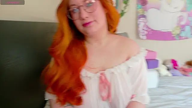 FluffyRainbowKity online show from April 24, 2026, 8:38 am