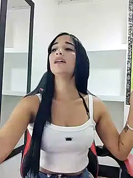 Snapshot of _nathaly_sweet chatting on February 27, 2025, 8:20 pm  nathaly sweet online show from February 27, 2025, 8:20 pm