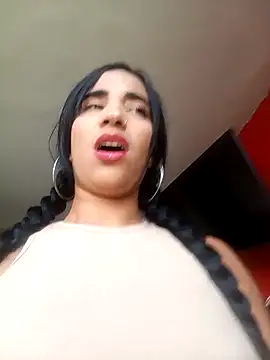 Snapshot of _nathaly_sweet chatting on October 15, 2025, 5:32 pm  nathaly sweet online show from October 15, 2025, 5:32 pm