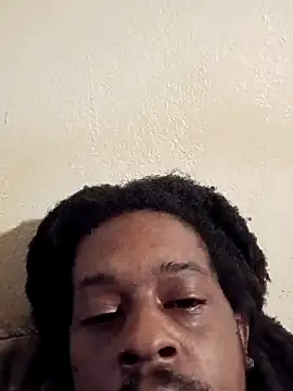 Snapshot of biggdick10 chatting on March 3, 2026, 3:24 am biggdick10 online show from March 3, 2026, 3:24 am