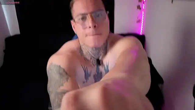 Aaronsmith2 online show from March 6, 2026, 5:30 pm