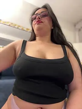 Snapshot of andra_rose chatting on March 7, 2025, 11:49 pm andra rose online show from March 7, 2025, 11:49 pm