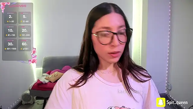 Spit queen online show from December 1, 2025, 8:53 pm