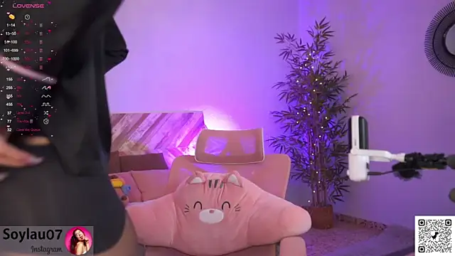 imjess01 online show from April 2, 2026, 4:35 pm