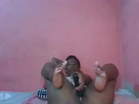 Powerdiva1 online show from November 15, 2025, 3:32 am