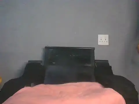 Powerdiva1 online show from April 15, 2026, 4:29 am