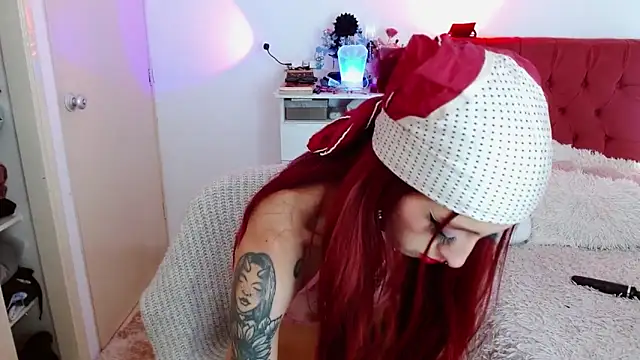 Snapshot of alisseallie chatting on November 29, 2025, 1:22 pm alisseallie online show from November 29, 2025, 1:22 pm