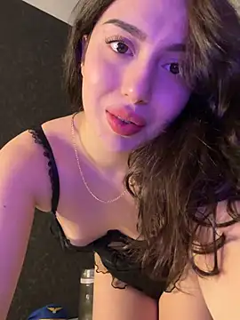 Tasty Nora online show from March 20, 2025, 1:37 pm