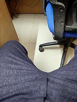 adicma123 online show from March 5, 2026, 7:49 am