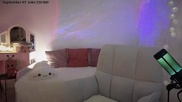 ImKeira online show from September 22, 2025, 7:31 pm