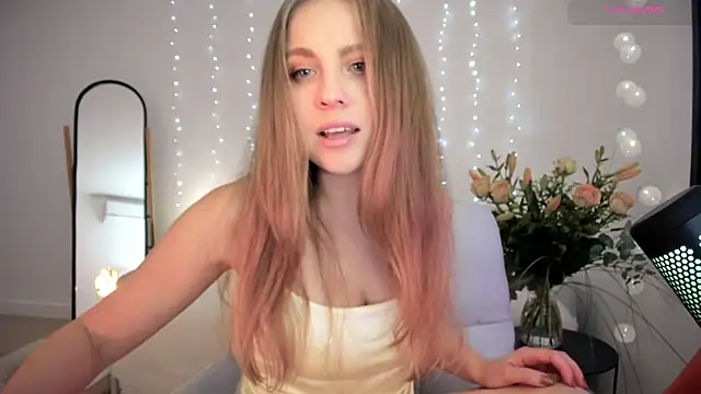 Snapshot of ImKeira chatting on January 10, 2026, 9:10 pm ImKeira online show from January 10, 2026, 9:10 pm