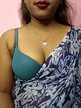 Snapshot of ANGE-MOU chatting on February 23, 2025, 7:28 pm ANGE-MOU online show from February 23, 2025, 7:28 pm