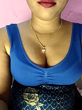 Snapshot of ANGE-MOU chatting on March 10, 2025, 7:29 pm ANGE-MOU online show from March 10, 2025, 7:29 pm