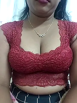 ANGE-MOU online show from December 22, 2025, 2:11 am