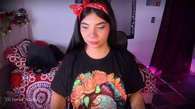 victoriaasaenz  online show from June 4, 2026, 12:48 am