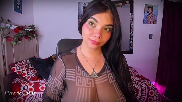 victoriaasaenz  online show from June 5, 2026, 12:48 am