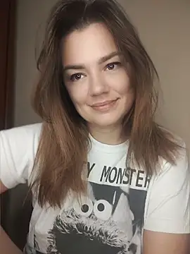 KrissSexi online show from March 18, 2026, 1:24 pm