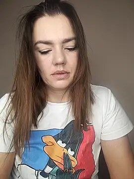 KrissSexi online show from February 5, 2026, 6:09 am