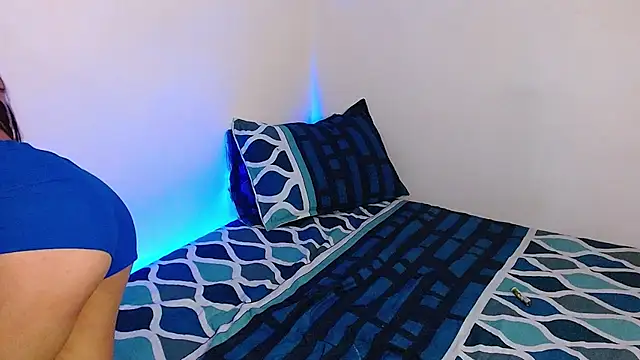 Snapshot of Mehottie29 chatting on October 28, 2025, 4:24 am Mehottie29 online show from October 28, 2025, 4:24 am