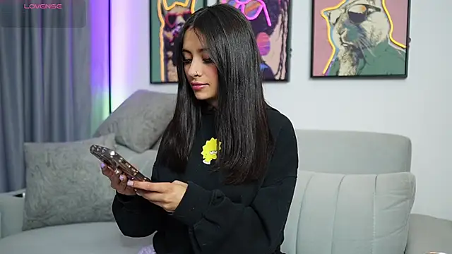 Snapshot of emily_smittt chatting on October 9, 2025, 3:29 am emily smittt online show from October 9, 2025, 3:29 am