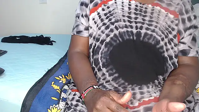 Snapshot of judyshinel20 chatting on November 13, 2025, 6:12 pm judyshinel20 online show from November 13, 2025, 6:12 pm