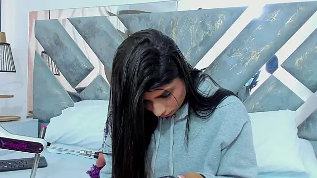 Snapshot of ZiaCalifa chatting on October 28, 2025, 12:04 pm ZiaCalifa online show from October 28, 2025, 12:04 pm