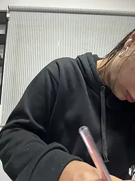 Snapshot of ZiaCalifa chatting on December 14, 2025, 11:16 am ZiaCalifa online show from December 14, 2025, 11:16 am