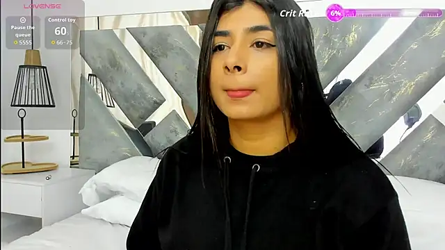 Snapshot of ZiaCalifa chatting on November 29, 2025, 11:43 am ZiaCalifa online show from November 29, 2025, 11:43 am