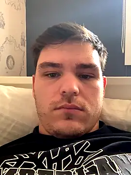 Snapshot of sergigomez chatting on November 12, 2025, 11:47 am sergigomez online show from November 12, 2025, 11:47 am