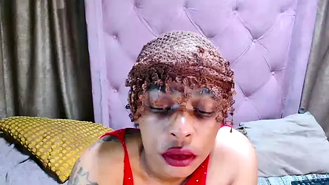 AFRICANGODDESSXXX online show from April 17, 2026, 10:45 pm