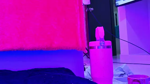 NathaxaLeans online show from March 12, 2026, 11:47 am