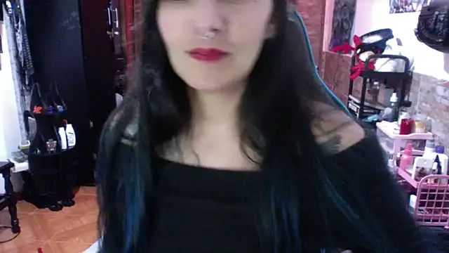 AngelaQueen  online show from November 22, 2025, 7:46 pm