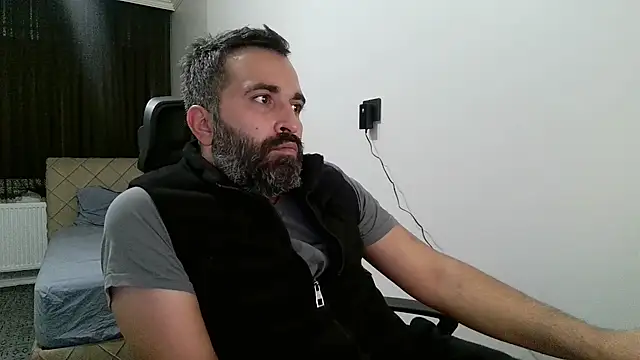 Snapshot of tgltplsr chatting on November 2, 2025, 9:20 pm tgltplsr online show from November 2, 2025, 9:20 pm