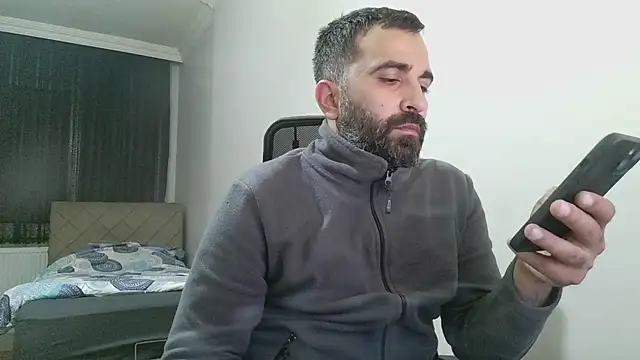 Snapshot of tgltplsr chatting on March 12, 2025, 12:53 am tgltplsr online show from March 12, 2025, 12:53 am